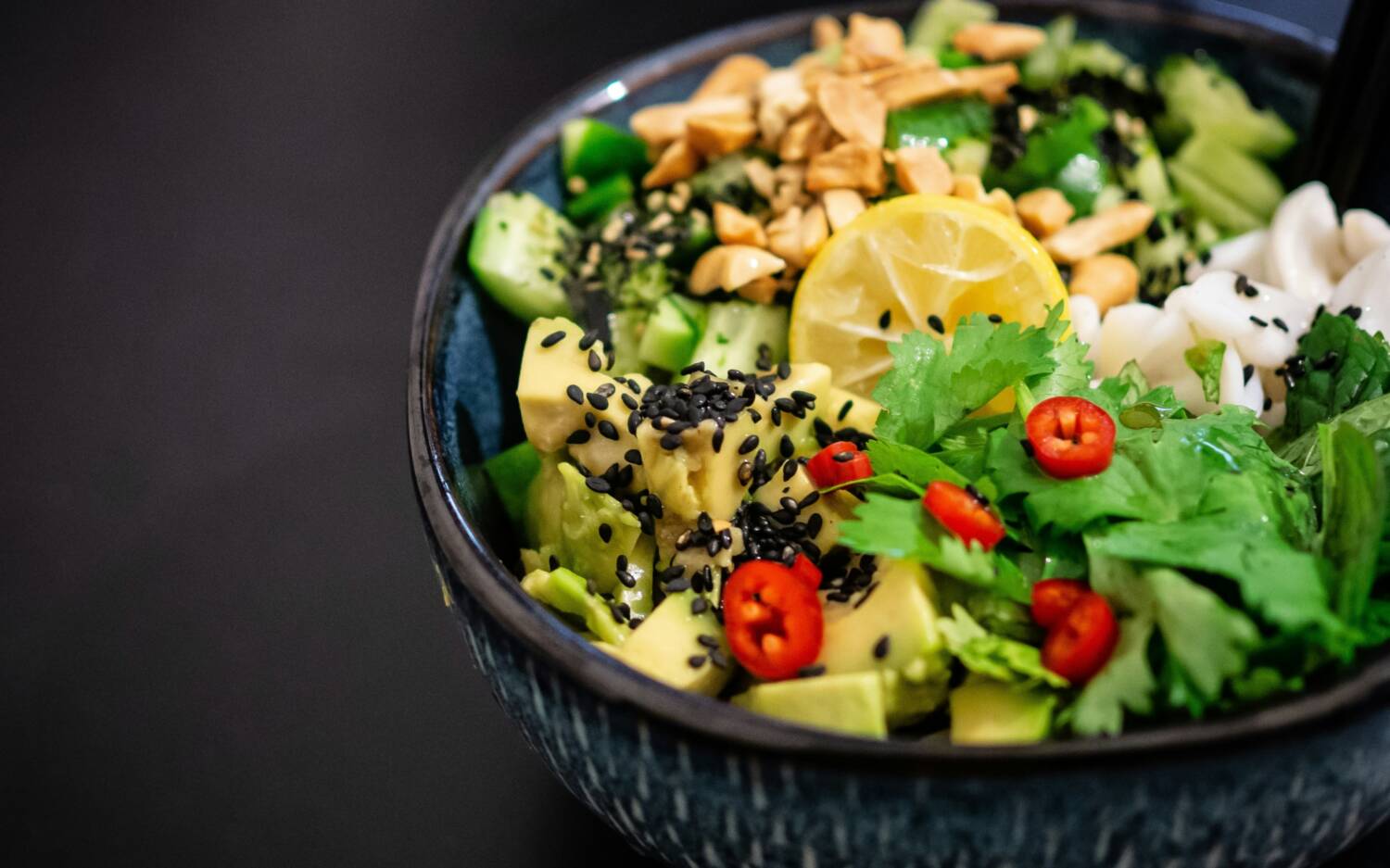 Asiatische Klassiker als vegane Bowl-Version im Muntay! / ©Unsplash/Yoav Aziz