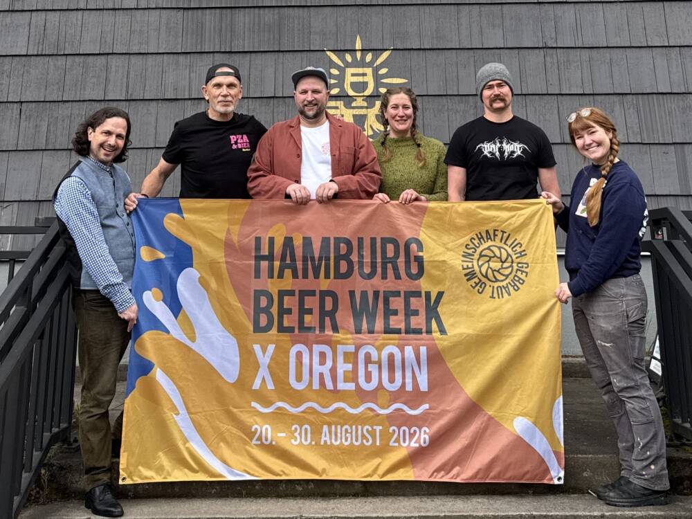 Das Team rund um Axel Ohm bei der Reise durch Oregon /©Ben Rehlän