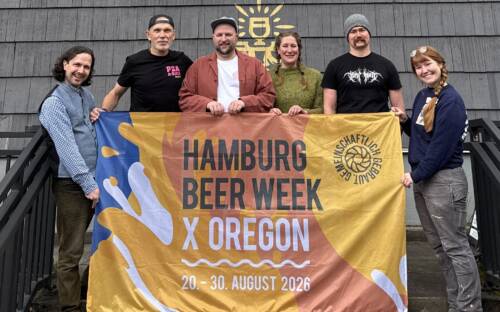 Das Team rund um Axel Ohm bei der Reise durch Oregon /©Ben Rehlän
