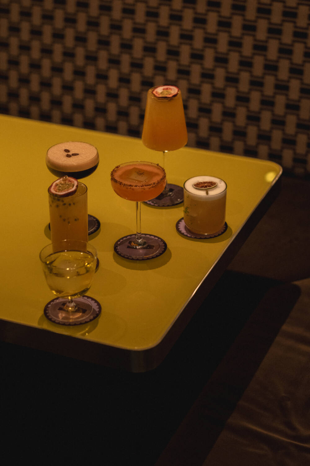 Die Drinks stehen in der neuen Tagesbar in der Hamburger Altstadt im Fokus / ©Whatforthat