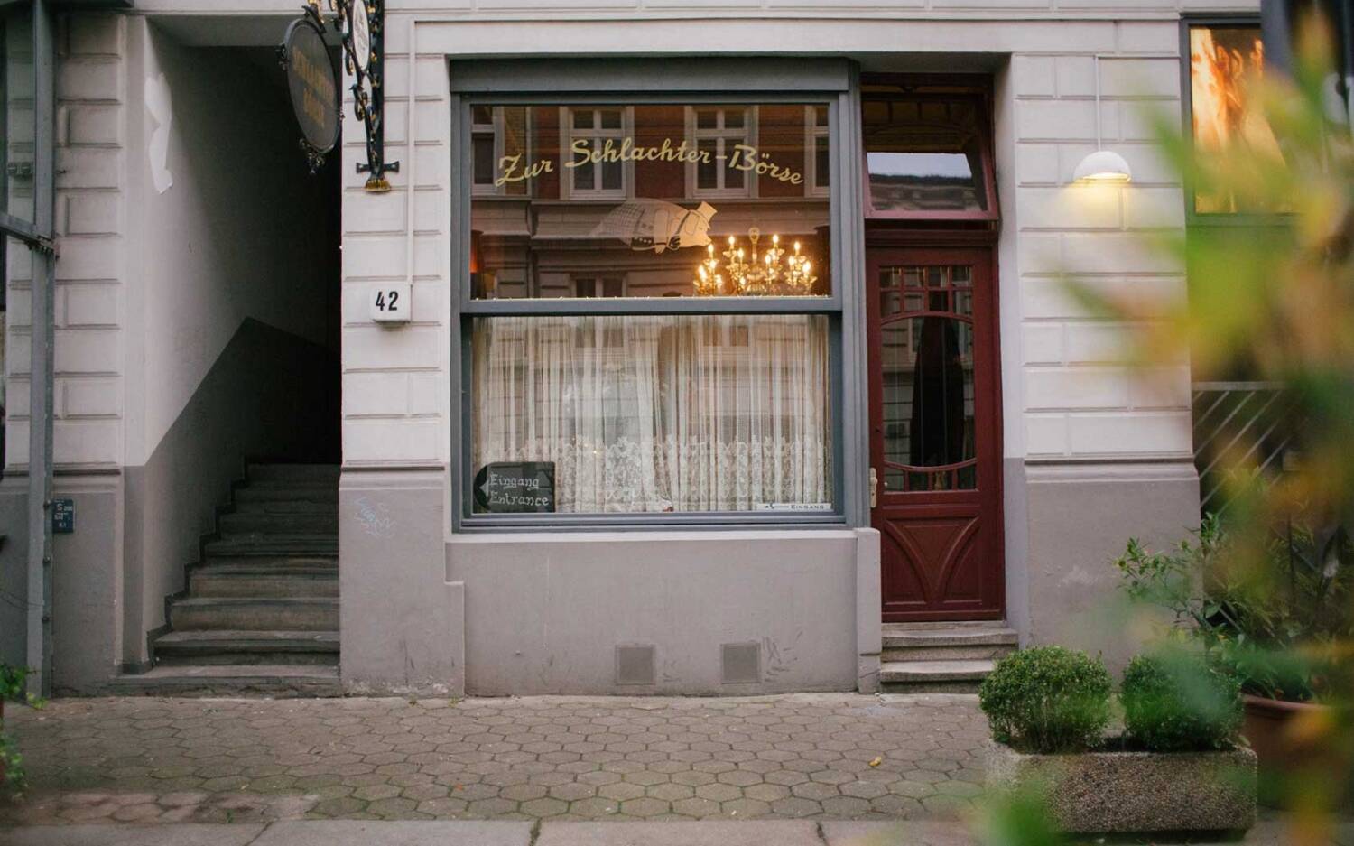 Etwas versteckt in der Kampstraße befindet sich der Familienbetrieb Zur Schlachterbörse/ ©Marc Sill 