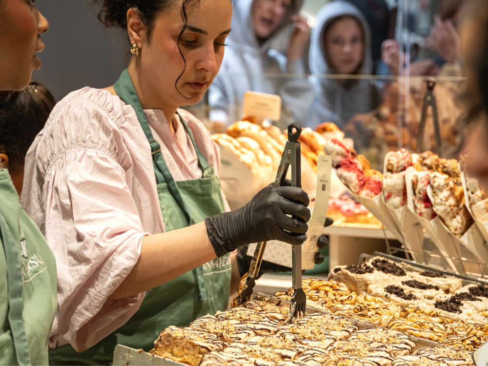 Viele kreative Sorten Zimtschnecken gibt es im neueröffneten Cinnaversum / ©Cinnaversum