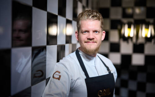 Anton Reichert ist Koch im Grill des Hotel Vier Jahreszeiten /©Jan Westermann 