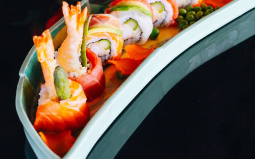 Beim Testsieger-Food-Festival am 22. August können Gäste in den Genuss vom preisgekrönten Sushi vom Yoshi im Alsterhaus kommen / ©Julia Schumacher