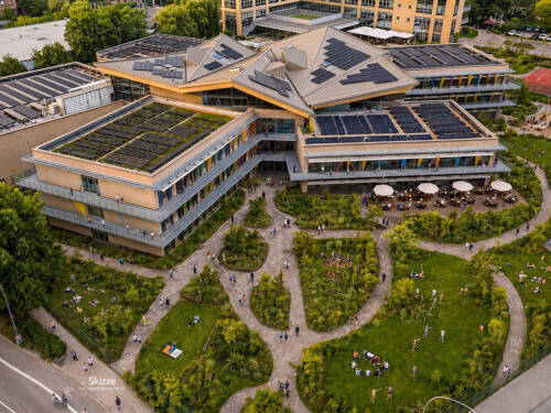 Der Life Hamburg Campus steht für einen modernen Zeitgeist und ein offenes Miteinander / ©Life Hamburg Campus 