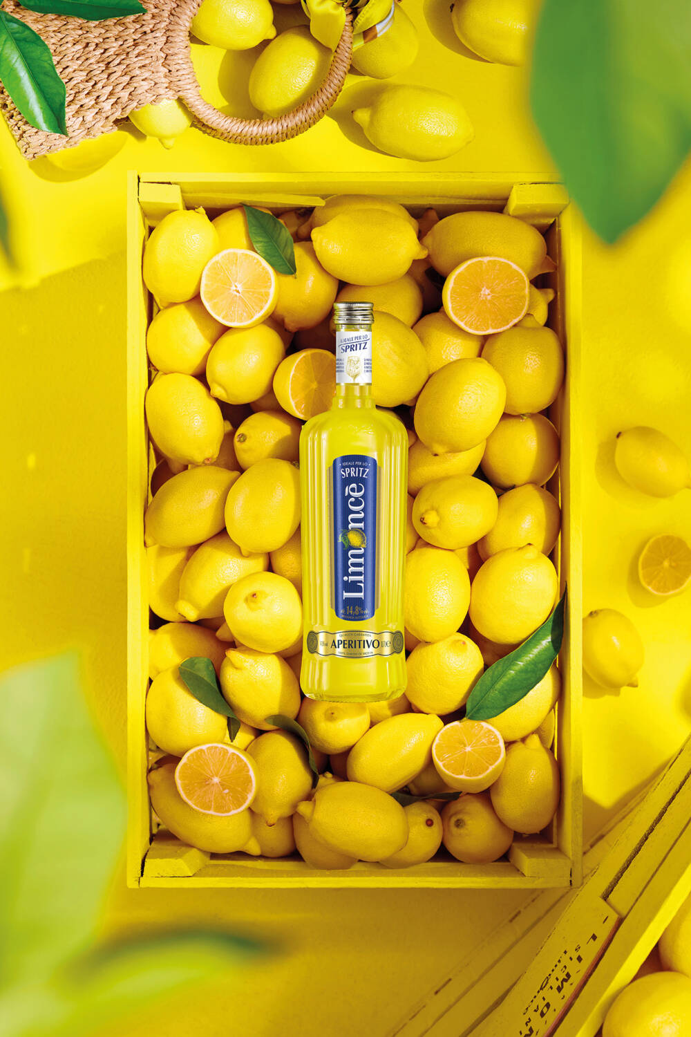 Der sommerliche Aperitif wird aus 100 Prozent sizilianischer Femminello-Zitronen hergestellt / ©Stock Spirits GmbH