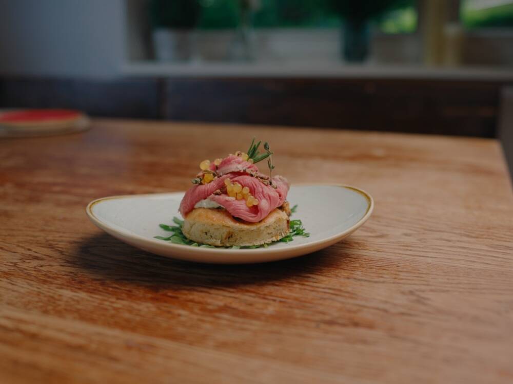 Die Alte Rader Schule serviert beim Testsieger-Food-Festival einen altbekannten Klassiker mit neuen Aromen / ©SZENE Studios