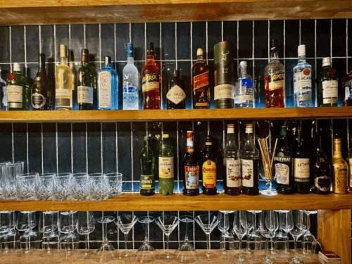 Die Bar im The Brown brummt / ©The Brown
