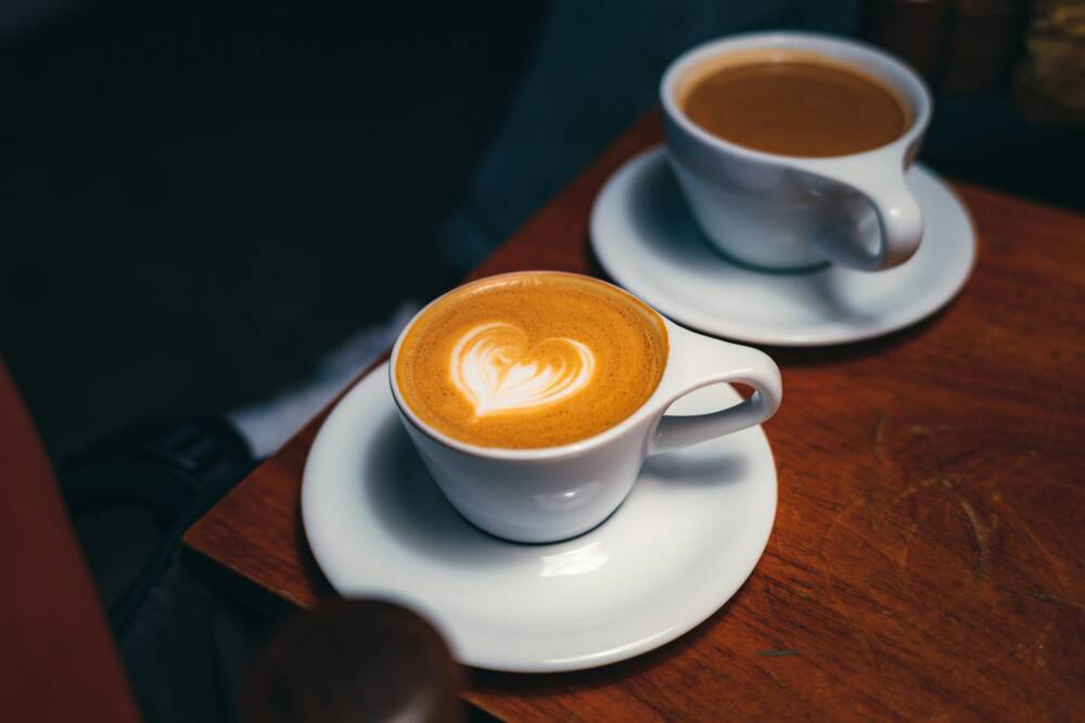 Im Marktcafé in Blankenese gibt es guten Kaffee in schönem Ambiente / ©Unsplash/Daniel Sessler