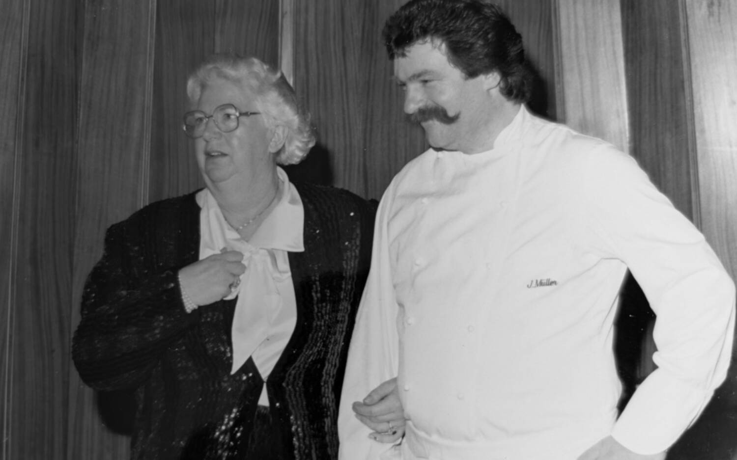 Jörg Müller ist am Montag im Alter von 79 verstorben. 40 Jahre lang prägte er die deutsche Gastronomie, hier mit Gründungsmitglied Heta Behmer des Schleswig-Holstein Gourmet Festivals/ ©Waldschlösschen/ SHGF