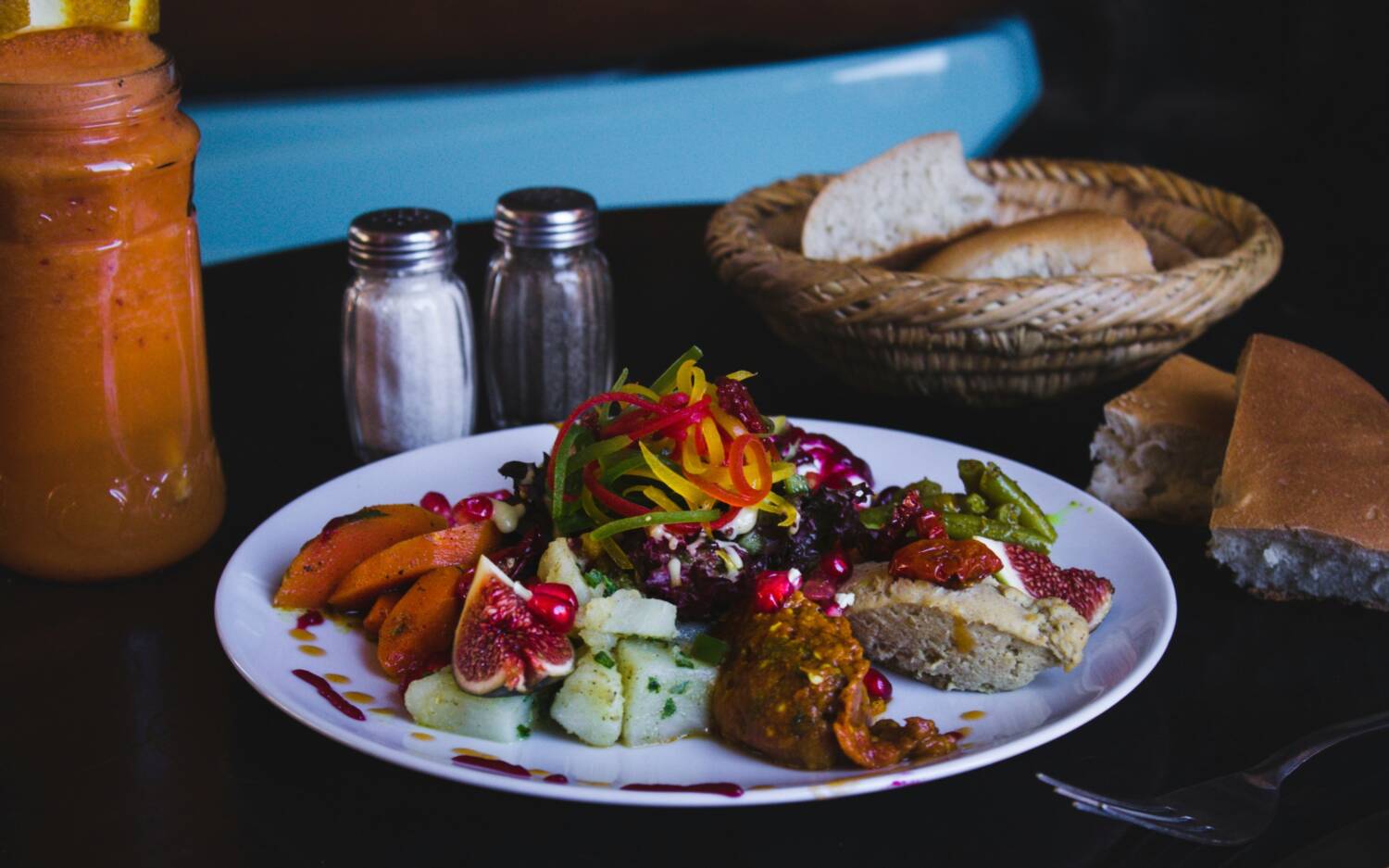 Mediterrane Küche am Fischmarkt: Zéma / ©Unsplash/Louis Hansel