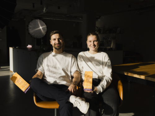 Mona Kloss und Arian Lischetzki haben Mangala Chai 2022 nach einer Reise durch Australien und Indien gegründet /©Alexander Norek