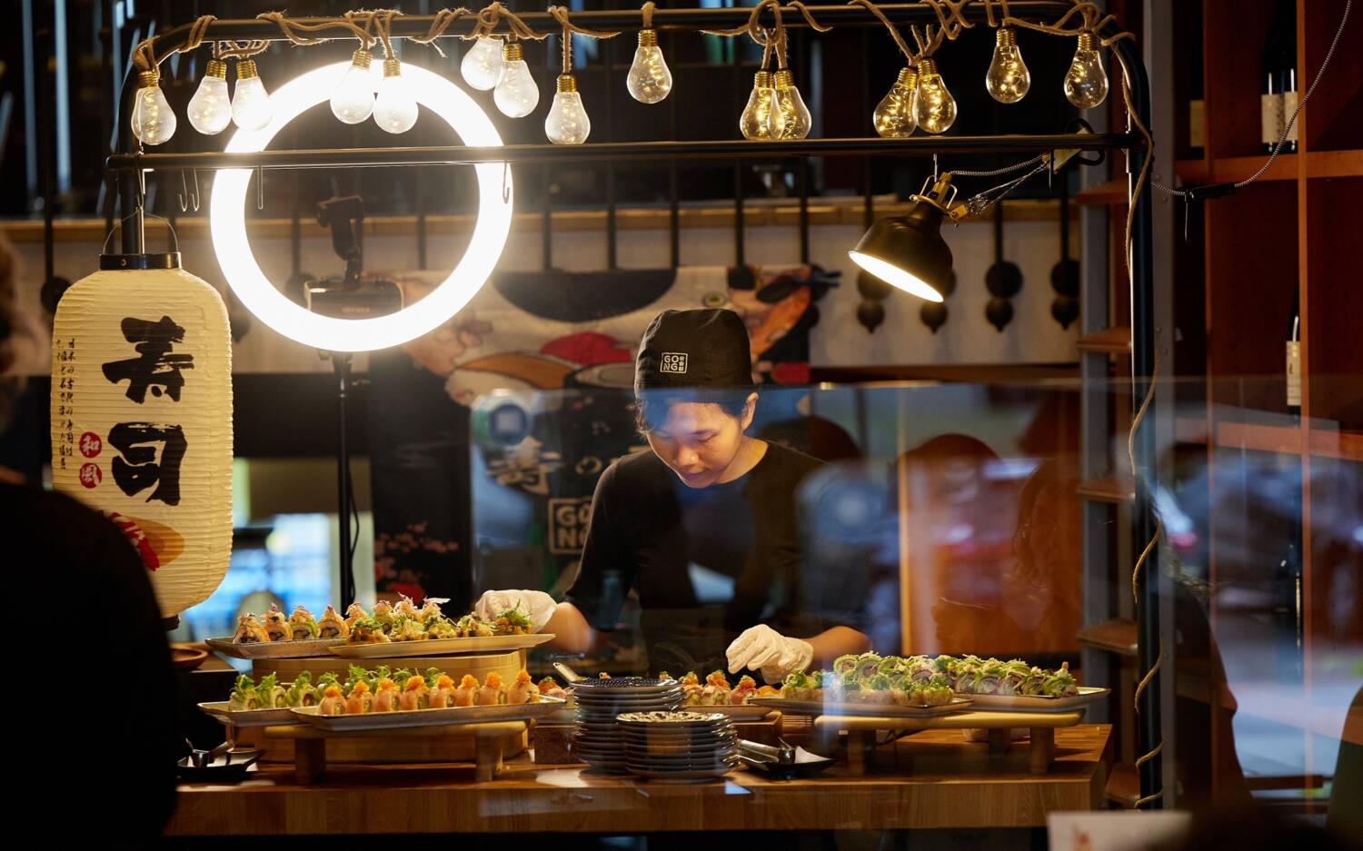 Neben vielfältigem Grill-Buffet begeistert auch eine große Sushi-Auswahl im Gong in Rotherbaum / ©Gong Restaurant