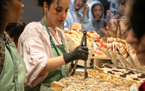 Viele kreative Sorten Zimtschnecken gibt es im neueröffneten Cinnaversum / ©Cinnaversum