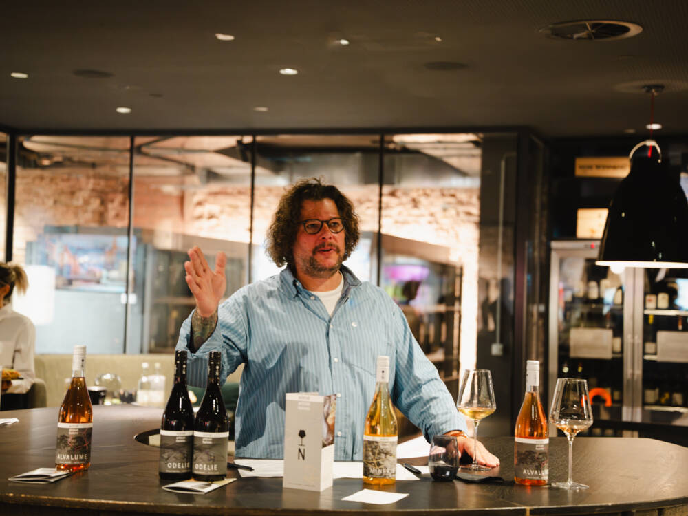 Björn Schwabe bringt mit Artisans Fusions ein neues alkoholfreies Produkt auf den Markt / © Sarah Buth