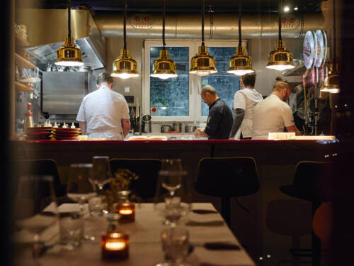 Das Sternerestaurant wird geschlossen, doch die Küche im Haebel bleibt auch danach nicht kalt /©Justus Keller