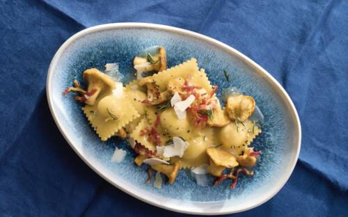 Die hausgemachten Ravioli bestechen durch die Qualität der Zutaten /© Jan-Peter Westermann für ZS/Edel Verlagsgruppe