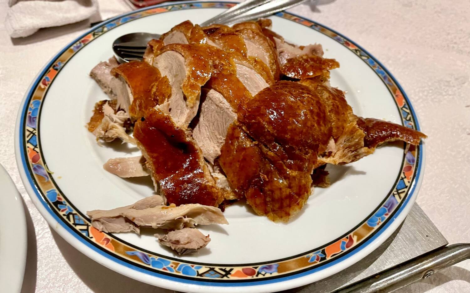 Die legendäre Pekingente aus dem Peking-Ente-Haus / ©Peter Wagner / Foodbild