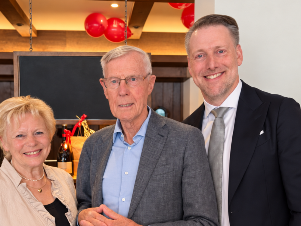 v.l.: Bärbel Peter, Unternehmensgründer Eugen Block und Vorstand Markus Gutendorff / ©Block House 