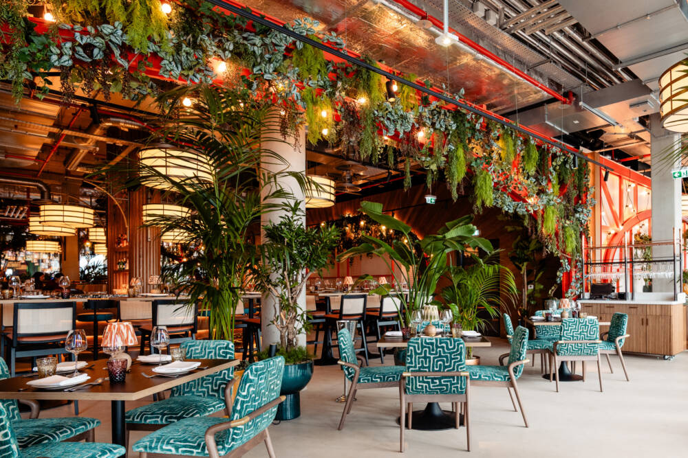 I lateinamerikanisch inspirierten Restaurant Elemente gibts beim Feiern Urlaubsstimmung inklusive / ©Nils Hasenau