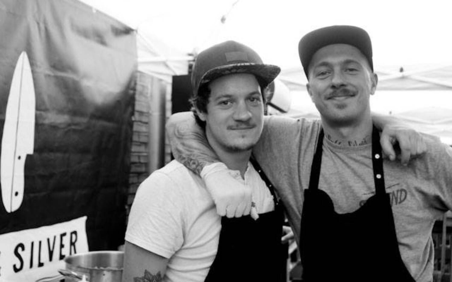 Johannes Riffelmacher (l.) und Thomas Kosikowski waren nicht nur ein Gründerteam, sondern sind auch enge Freunde / ©Salt & Silver
