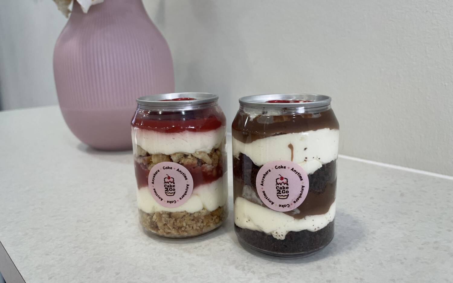 Mit Cake2go gibt es seit Anfang September ein neues Café rund um Dosenkuchen und Açai Bowls  /©Alina Fedorova