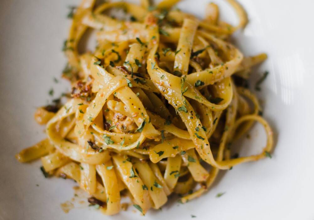 Während der True Italien Pasta Week gibt es Pasta und Aperitivo zum Aktionspreis in teilnehmenden Restaurants / ©Unsplash/Leilani Angel